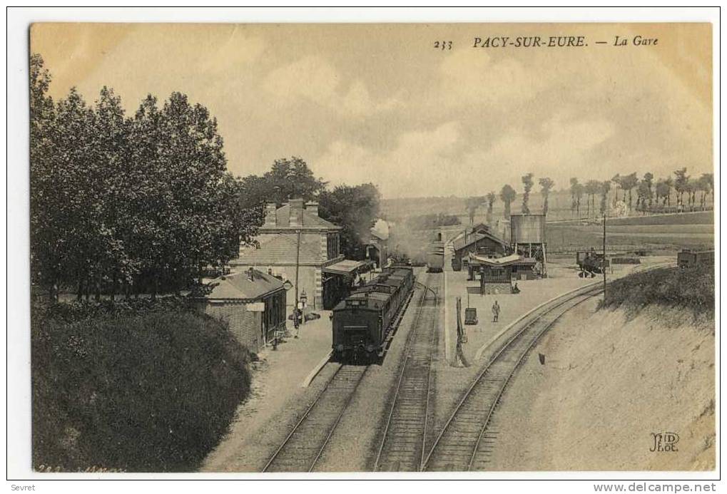 PACY-sur-EURE. -  La Gare. - Pacy-sur-Eure