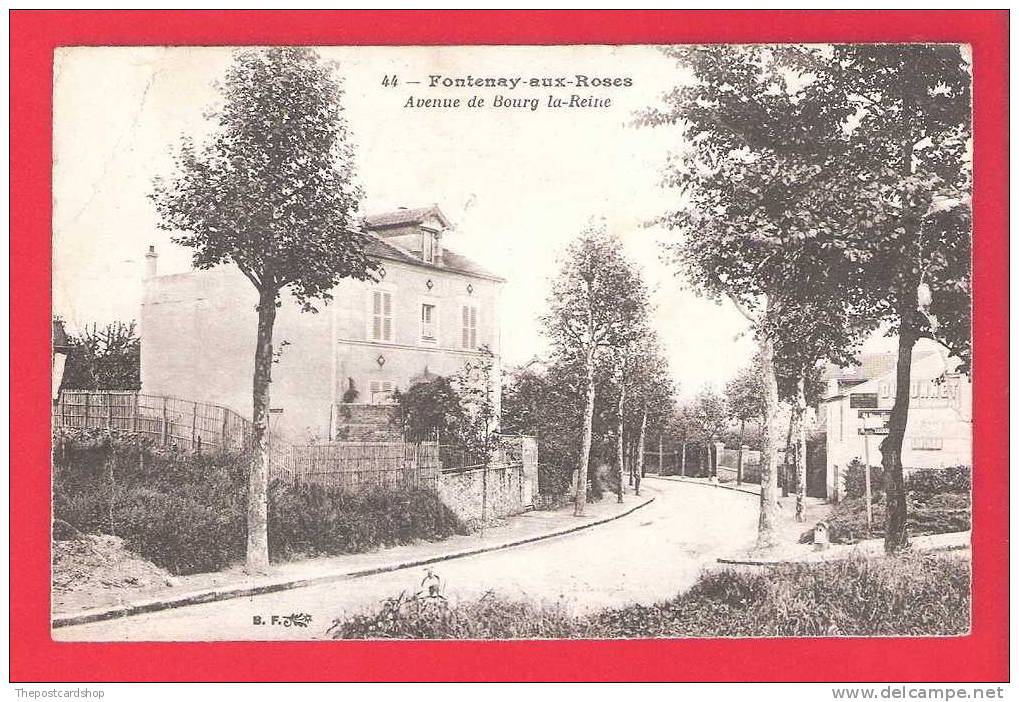 CPA 92 Fontenay-aux-Roses - Avenue De Bourg La Reine MORE CHEAP FRANCE LISTED - Fontenay Aux Roses