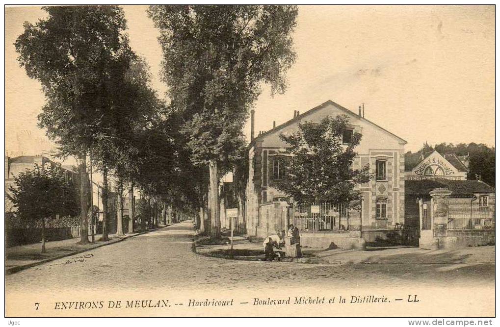 CPA - 78 - Environs De Meulan - HARDRICOURT - Boulevard Michelet Et La Distillerie - 125 - Hardricourt