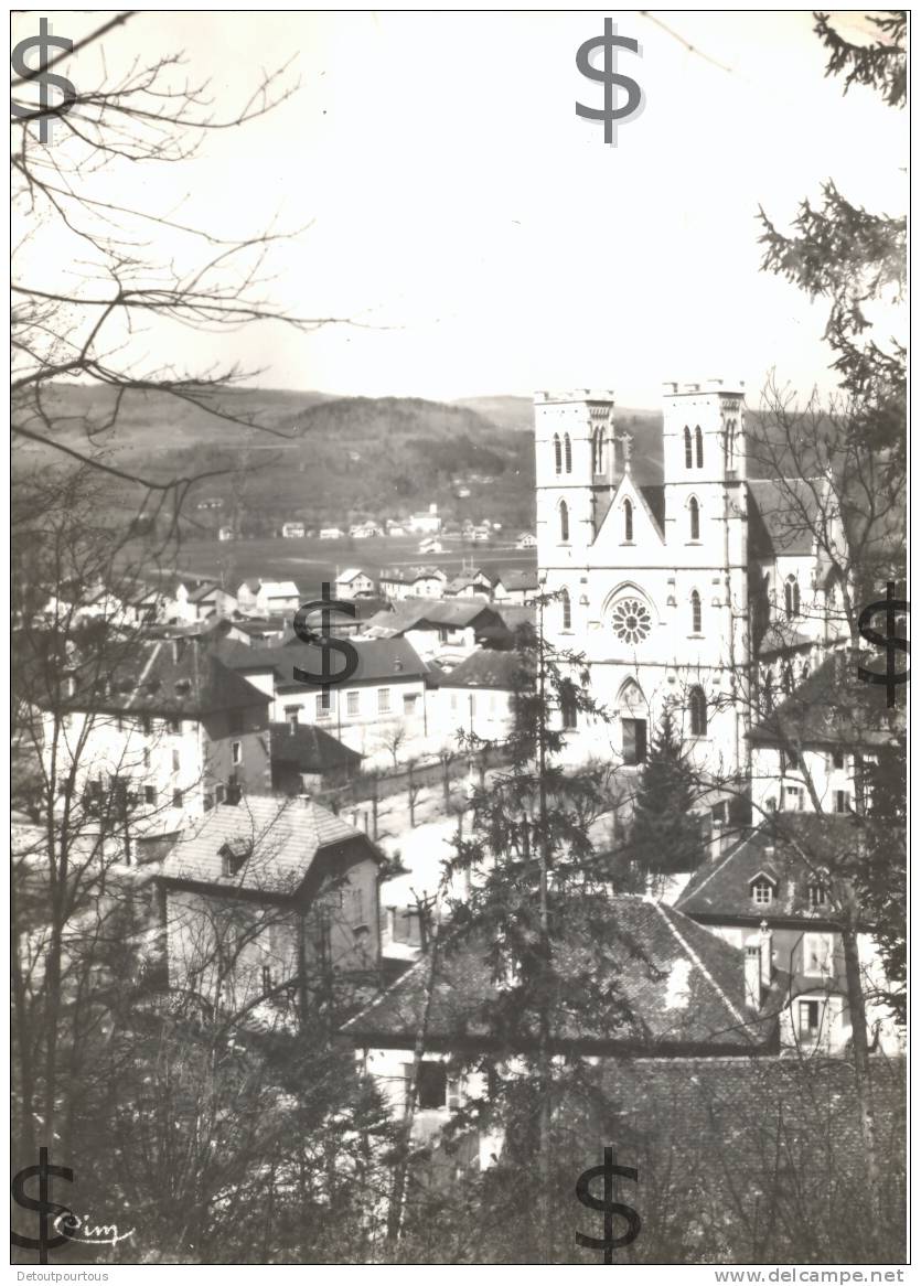 SAINT ST LAURENT DU PONT Isère 38 : L'église Et Quartier Autour - Saint-Laurent-du-Pont