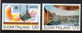 FINLANDE      Neuf **    Y. Et T.  N°890 / 891       Cote: 9,00 Euros - Unused Stamps