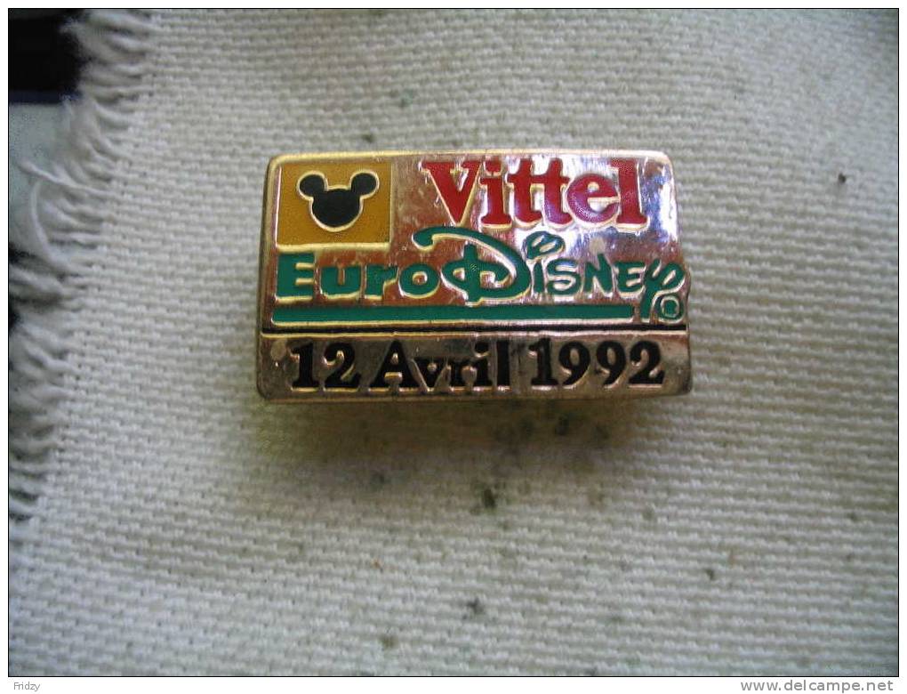 Pin´s Euro Disney, Sponsor VITTEL Le 12 Avril 1992 - Disney