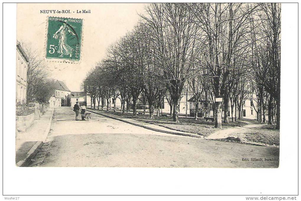 NEUVY LE ROI Le Mail En 1911 - Neuvy-le-Roi