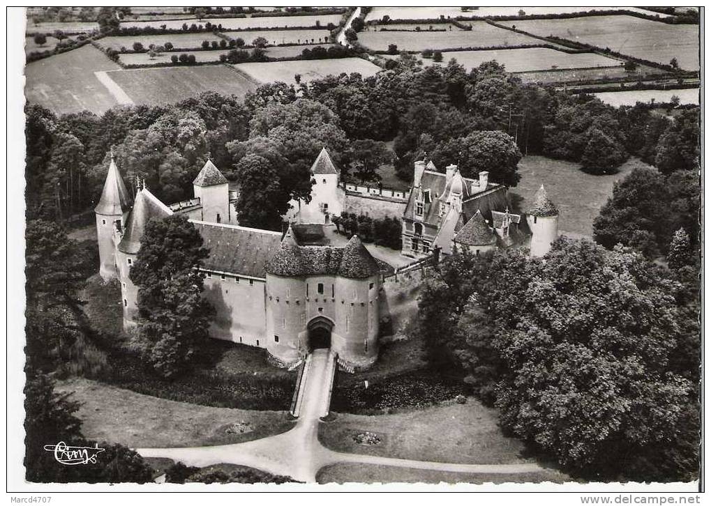 AINAY Le VIEIL 18 Cher Vue Aérienne Le Chateau Editions Combier Carte Dentelée Véritable Photo - Ainay-le-Vieil