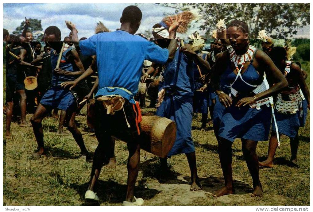 WAKAMBA DANCERS.....CPM ANIMEE - Kenia