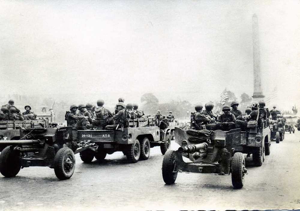 LIBERATION L'ARTILLERIE AMERICAINE PLACE DE LA CONCORDE AMERICAN ARTILLERY - War 1939-45