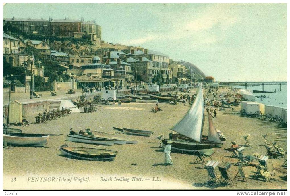 Ventnor - Beach Looking East - Ventnor