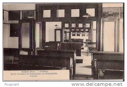 BELGIQUE:NIVELLES .(Brabant Wallon.):Enfant Jésus.-Ecole Normale Et Pensionnat Des Demoiselles-Classes.Carte Non écrite. - Nivelles