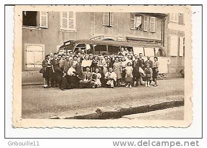 HAGUENAU (?)  -   PHOTO 1 (Format 85 X 55 ) ** UN GROUPE EN EXCURSION  Avec AUTOBUS **   -   Editeur: /  N°/ - Haguenau