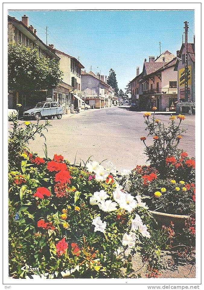 DOUVAINE, Haute-Savoie: Centre Du Village; AUTO CITROEN Dyane ;années 70, TB - Douvaine
