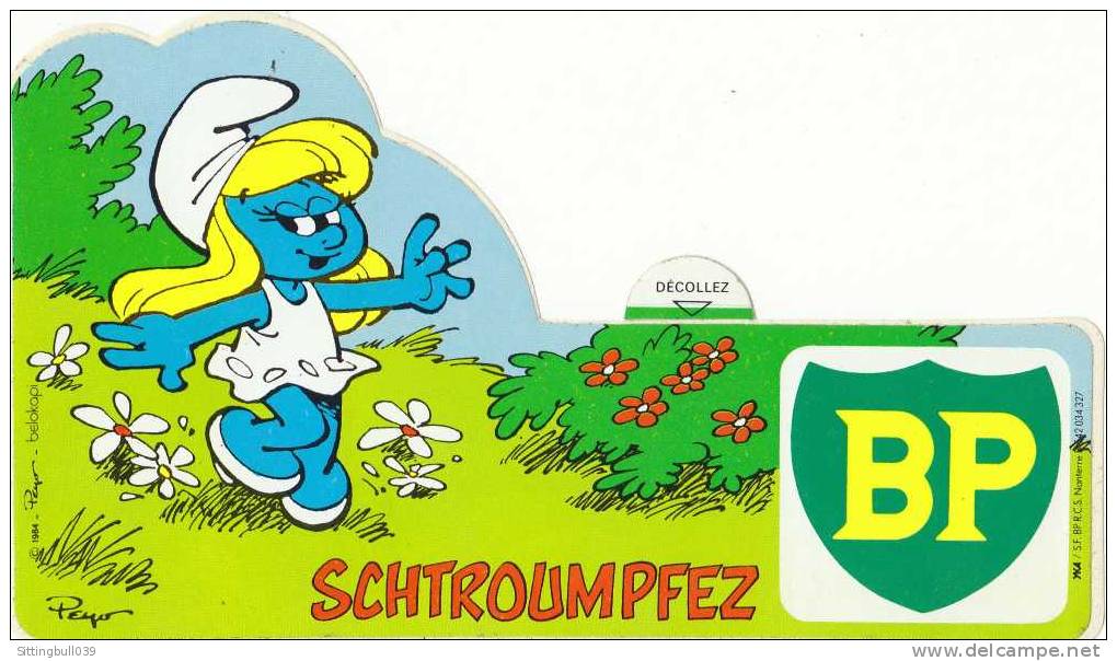 PEYO. La Schtroumpfette En Ballade. Autocollant Pub 1984, SCHTROUMPFEZ Avec Les STATIONS BP. Rare ! - Stickers