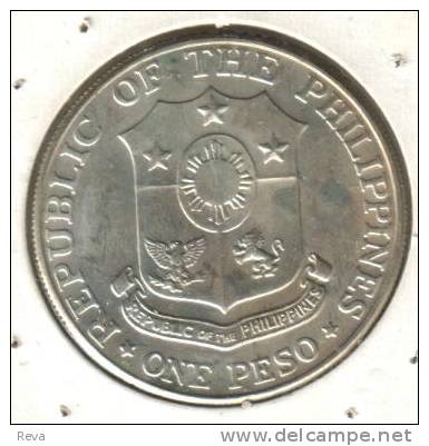 PHILIPPINES  1 PESO EMBLEM FRONT SWORD  25 YEARS BATAAN DAY BACK  1967 UNC   SILVER KM195  READ DESCRIPTION CAREFULLY!! - Philippines