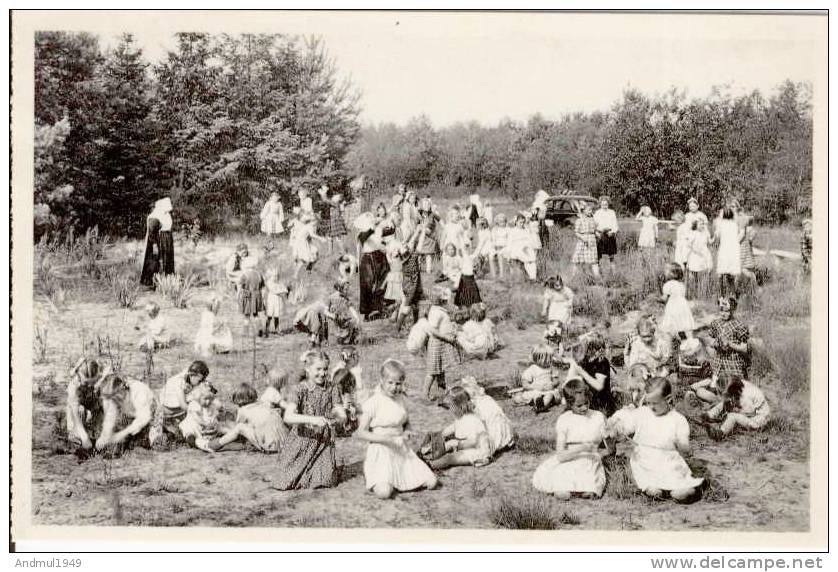 RAVELS - O. L. Vrouw Van De Kempen - Open-lucht-school  Voor Zwakke Meisjes - Kleuterlust In De Zavelkullen - Ravels