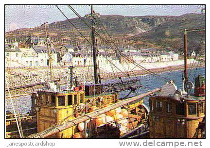 ULLAPOOL From The PIER - Wester Ross - Ross & Cromarty - HIGHLANDS - SCOTLAND - Ross & Cromarty