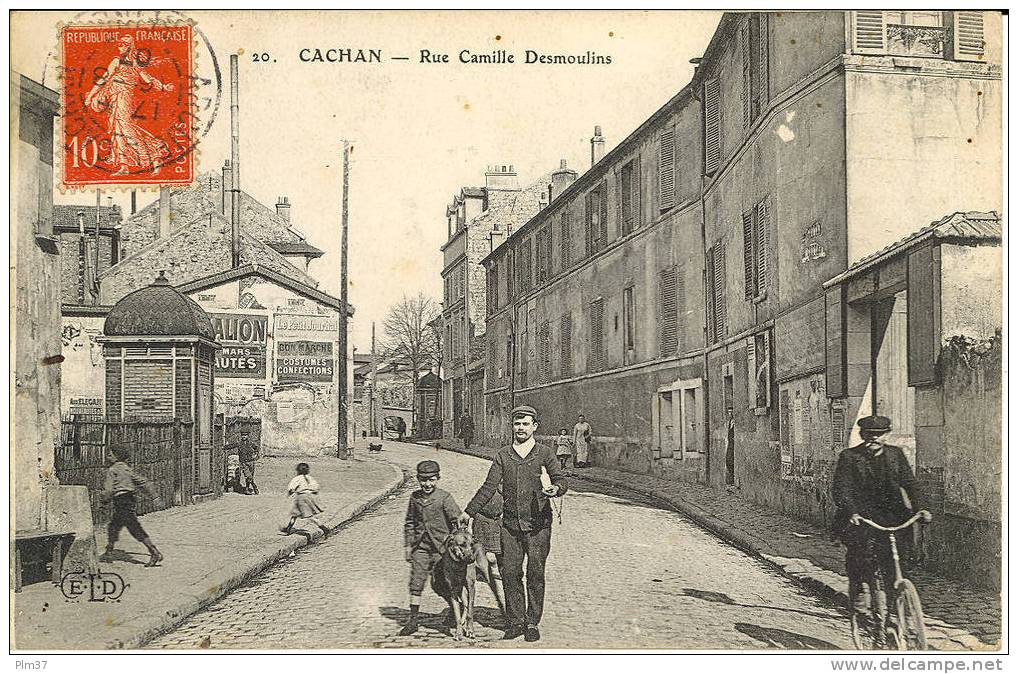 CACHAN - Rue Camille Desmoulins - Cachan