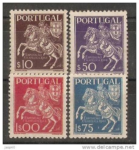 PORTUGAL AFINSA 636/639 - SÉRIE NOVA COM CHARNEIRA, MH - Unused Stamps