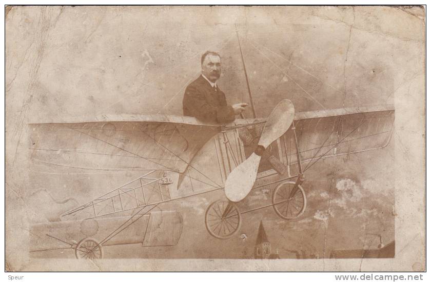 "Granpa Campbell" Posing In Photographer´s Studio Airplane, ± 1910. Humorous Message On Back - Other & Unclassified