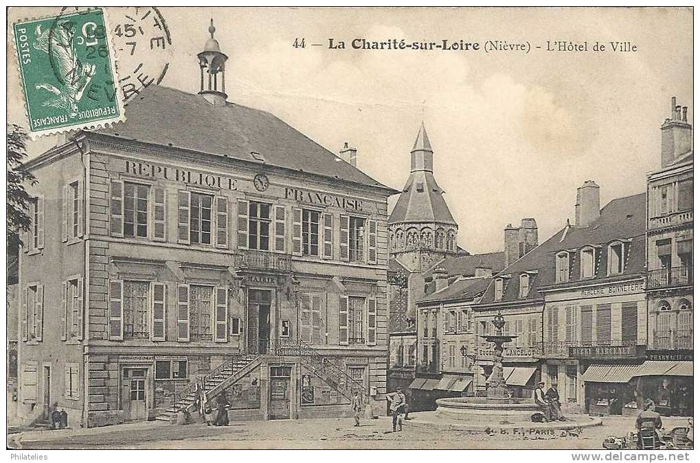 LA CHARITE  LA MAIRIE 1910 - La Charité Sur Loire