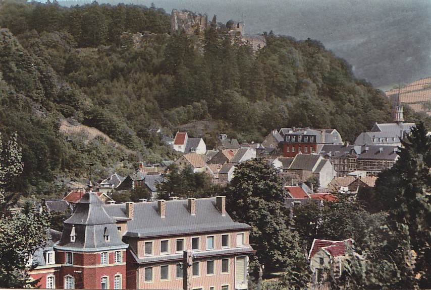 Belgique - Theux - Vue De La Ville Et Ruines Du Château De Franchimont - Theux