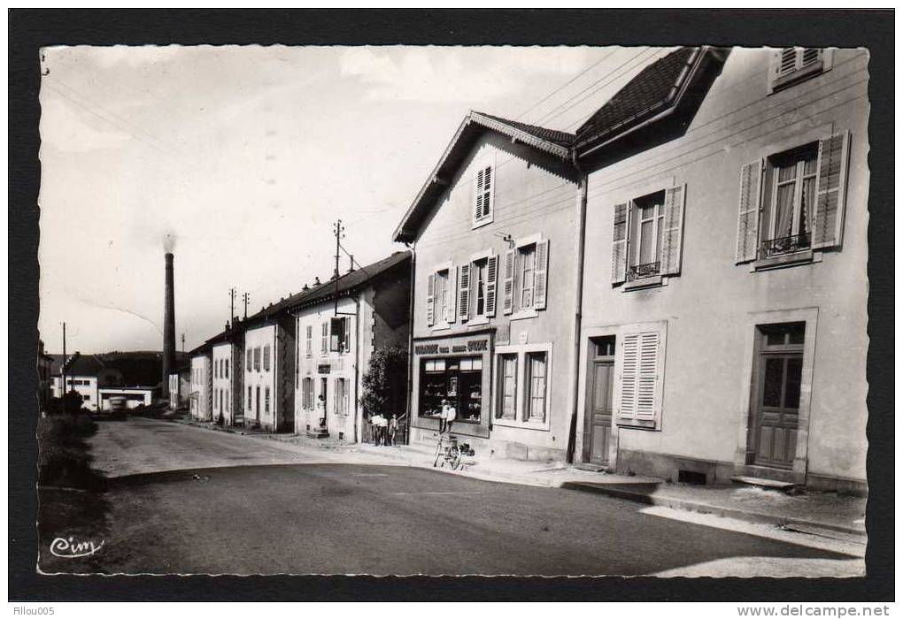 88.  ST- LAURENT- LES- EPINAL.  (  VOSGES).  RUE DE LA 7 ème ARMEE.............C457 - Autres & Non Classés