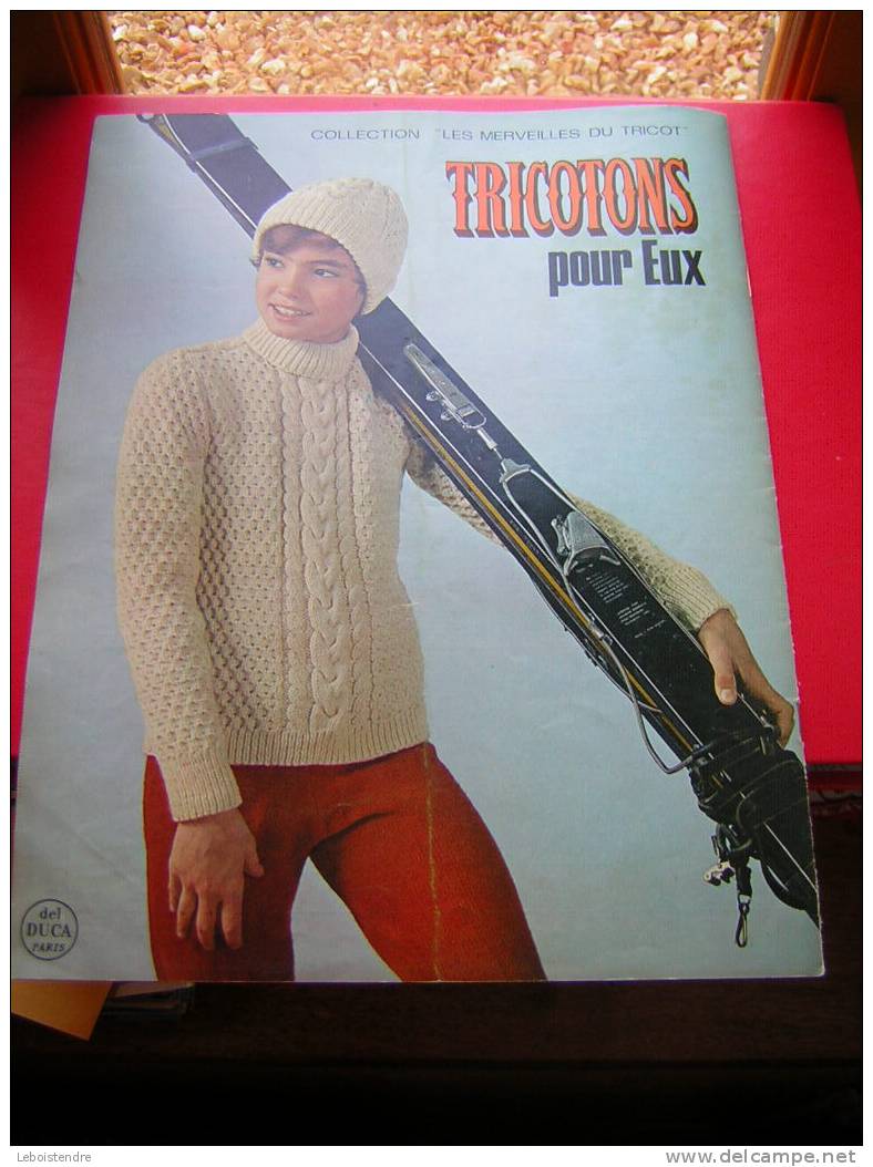 REVUE : COLLECTION LES MERVEILLES DU TRICOT-TRICOTONS POUR EUX N° 88 -1971 - Mode