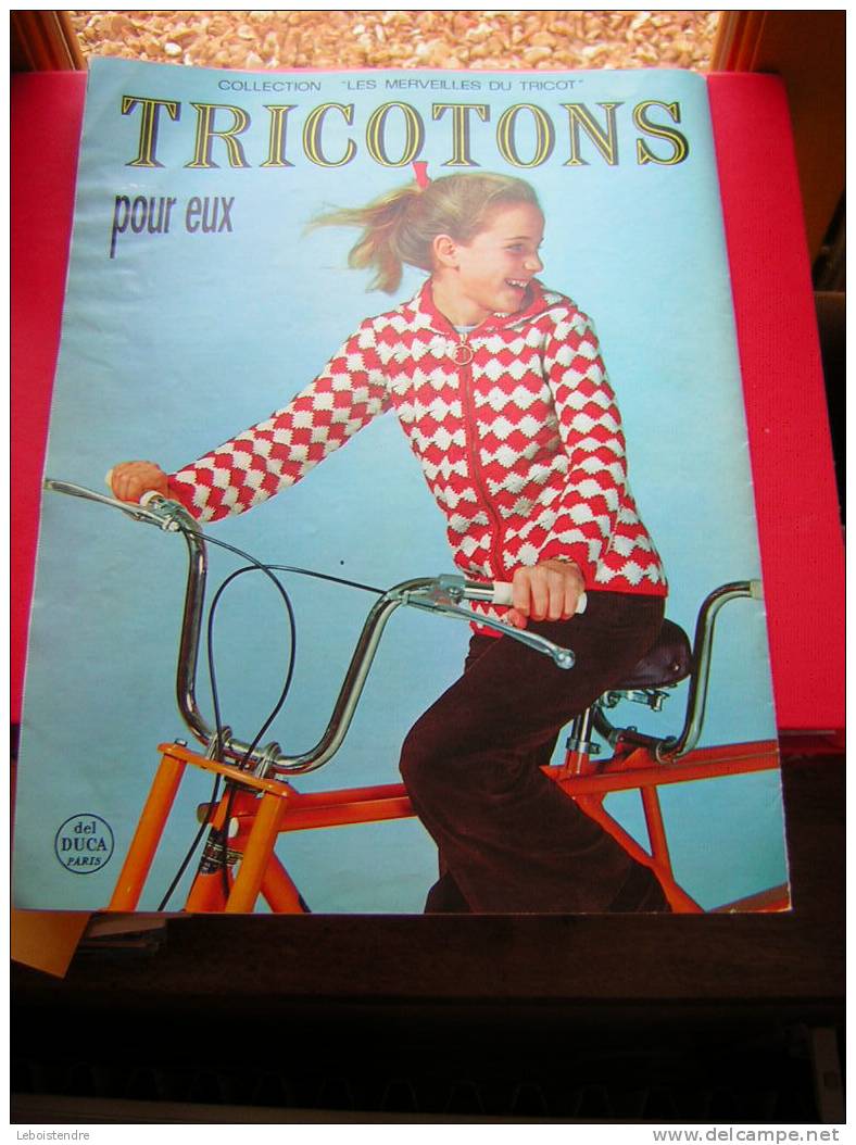 REVUE : COLLECTION LES MERVEILLES DU TRICOT-TRICOTONS POUR EUX N° 102-1974 - Fashion