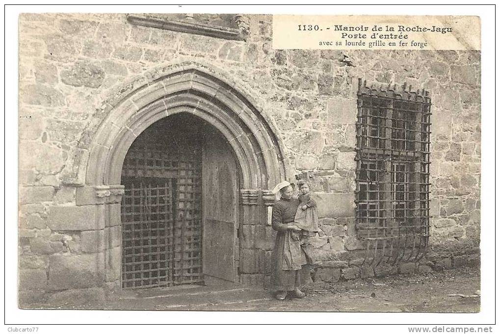 Pontrieux (22) : Bretonne à La Porte Du Manoir De La Roche Jagu Env 1905 (animée). - Pontrieux