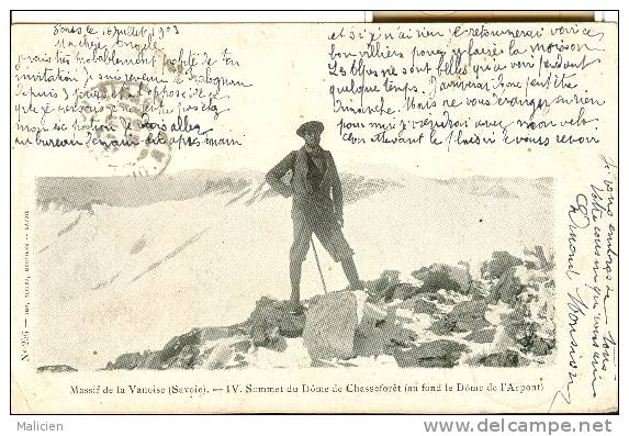 Savoie - Ref A223- Massif De La Vanoise - Sommet Du Dome De Chasseforet -au Fond Le Dome De L Arpont - Escalade