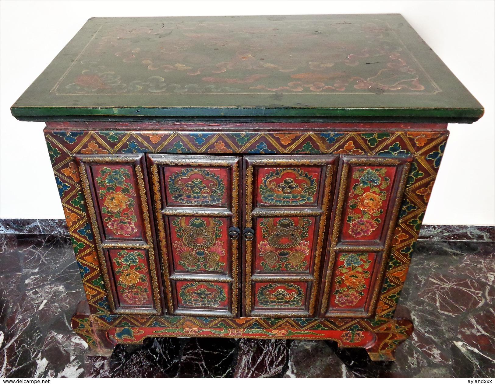 Tibetan Antique Painted Wood Cabinet - Arte Orientale