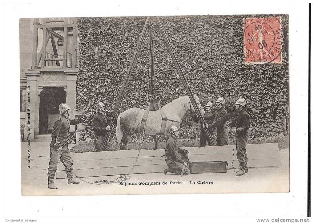 SAPEURS-POMPIERS De PARIS "La CHEVRE"/ UNE DES PLUS RARE Dans Le THEME ! -C 00 1278 - - Sapeurs-Pompiers