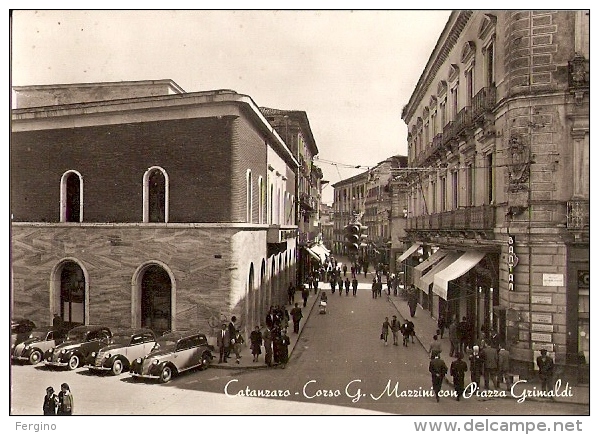 25/FG/10 - CATANZARO: Movimentata Con Auto D'epoca - Corso G. Mazzini Con Piazza Grimaldi - Catanzaro