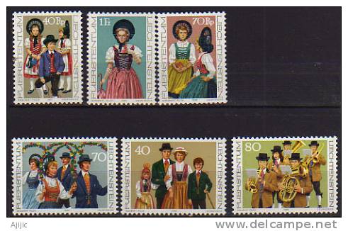 Costumes Du LIECHTENSTEIN.   6 T-p Neufs **  2 Series Completes Yv.# 625/7 & 695/7. Cote 6.25 € - Unused Stamps