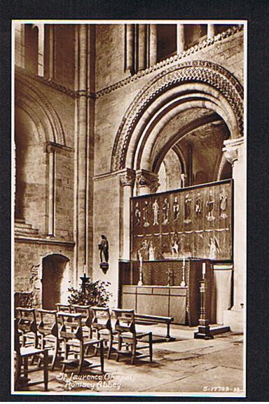 RB 599 -  Real Photo Postcard - St Laurence Chapel - Romsey Abbey Hampshire - Autres & Non Classés