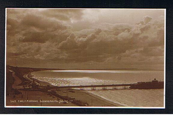 RB 599 -   Early Judges Real Photo Postcard - Early Morning Bournemourh Pier - Hampshire Now Dorset - Bournemouth (depuis 1972)