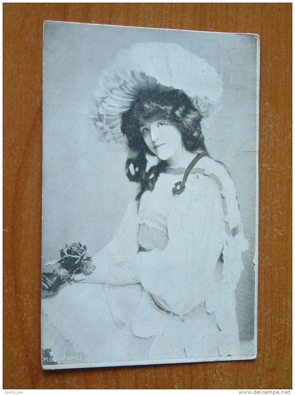 Miss BURNS / Anno 1905 ( Zie Foto Details ) !! - Autres & Non Classés