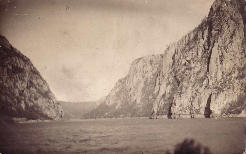 FRANCE CARTE DE PHOTO A IDENTIFIER A LOCALISER  **   ROCHERS LAC MER ??? - A Identifier