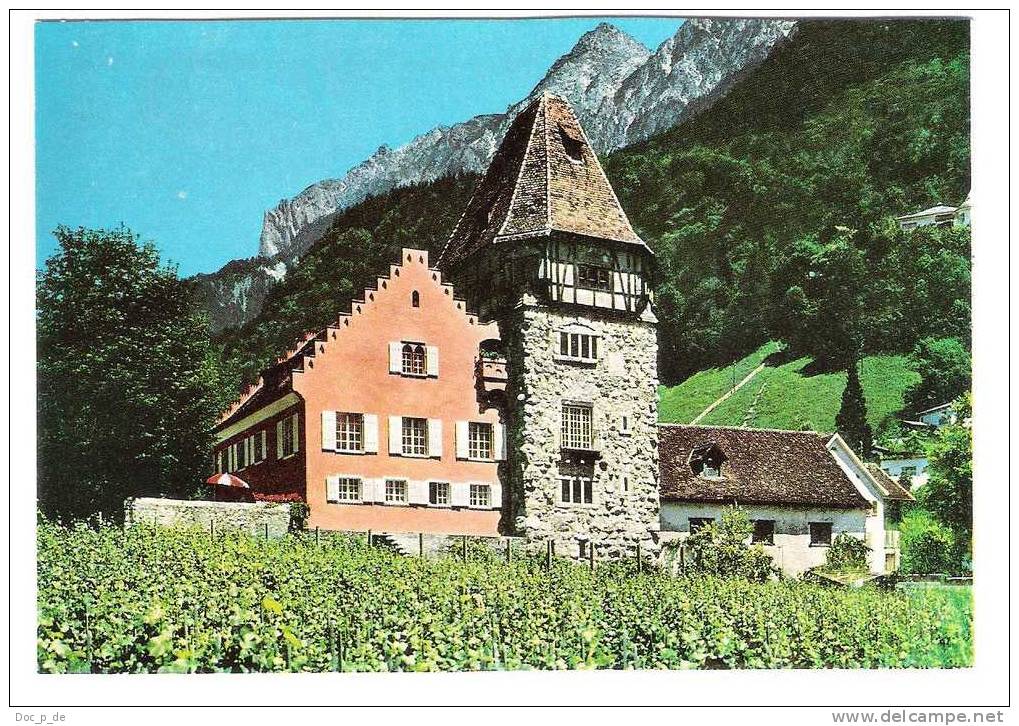 Liechtenstein - Rotes Haus - Red House - Maison Rouge - Liechtenstein