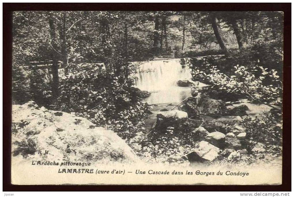 Cpa  Du 07  Lamastre  Une Cascade Dans Les Gorges Du Condoye  G24 - Lamastre