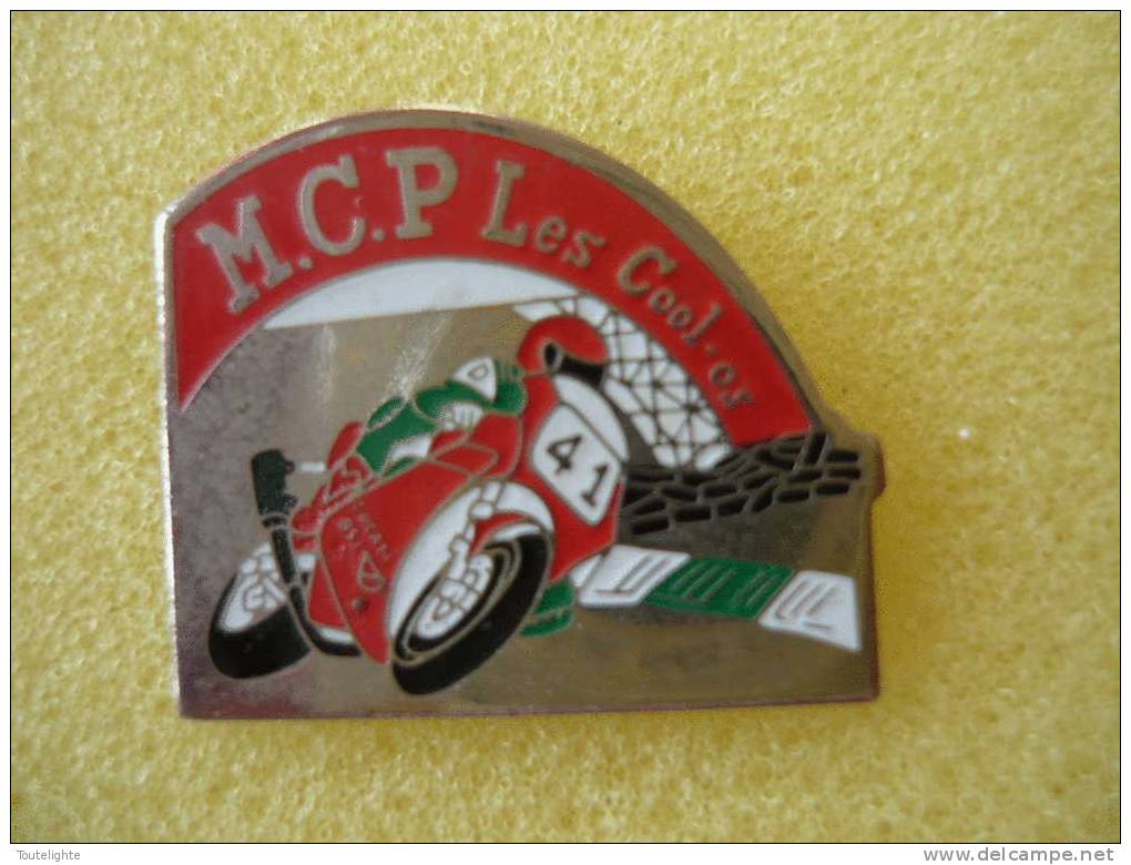 1   Pin´s  Moto =      M.C.P  Les Cool.os - Motorräder