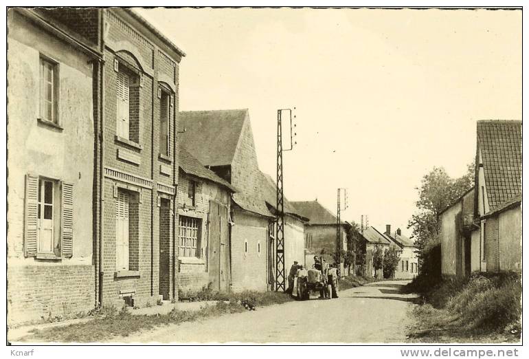 CP De FRANCASTEL " Rue Du Charron " . - Crevecoeur Le Grand