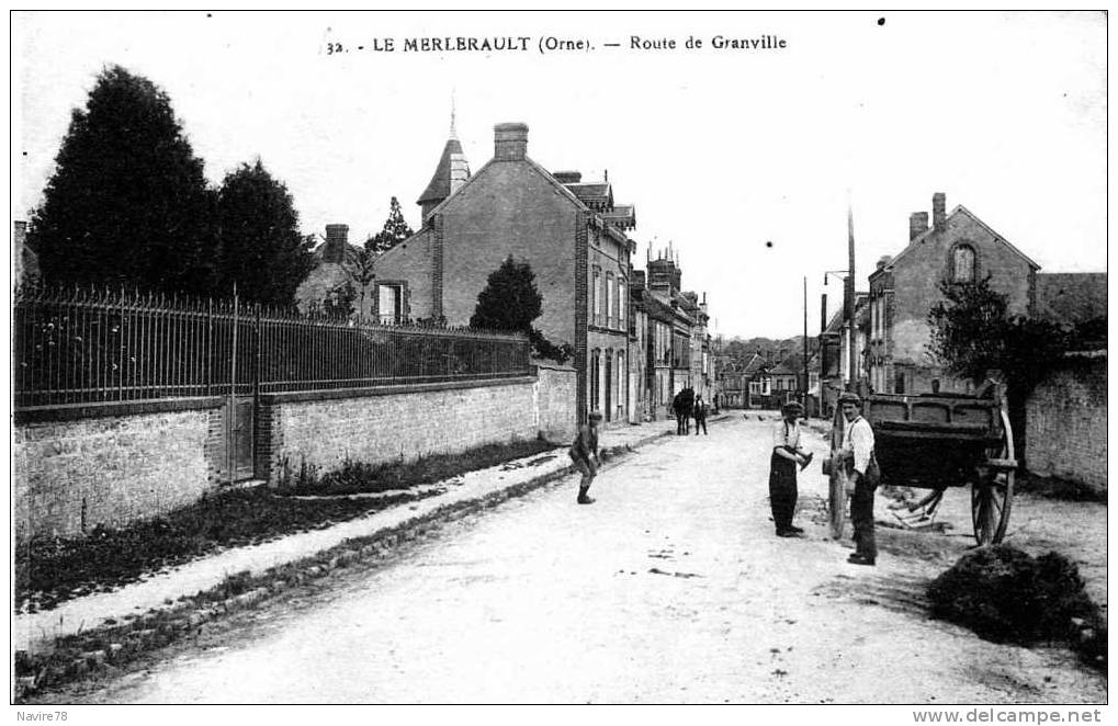 61 Cpa LE MERLERAULT  CHARRETTE ROUTE DE GRANVILLE - Le Merlerault