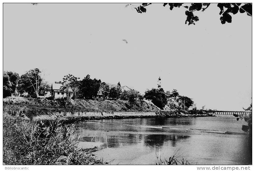 MOYEN CONGO - Cpsm Petit Format - POINTE NOIRE - VUE SUR LA PLAGE MONDAINE - Pointe-Noire