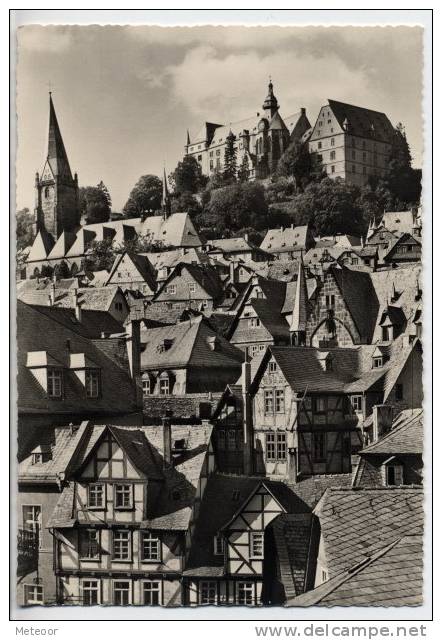 Marburg - Blick über Die Universitätstrasse Zum Schloss Und Marienkirche - Marburg