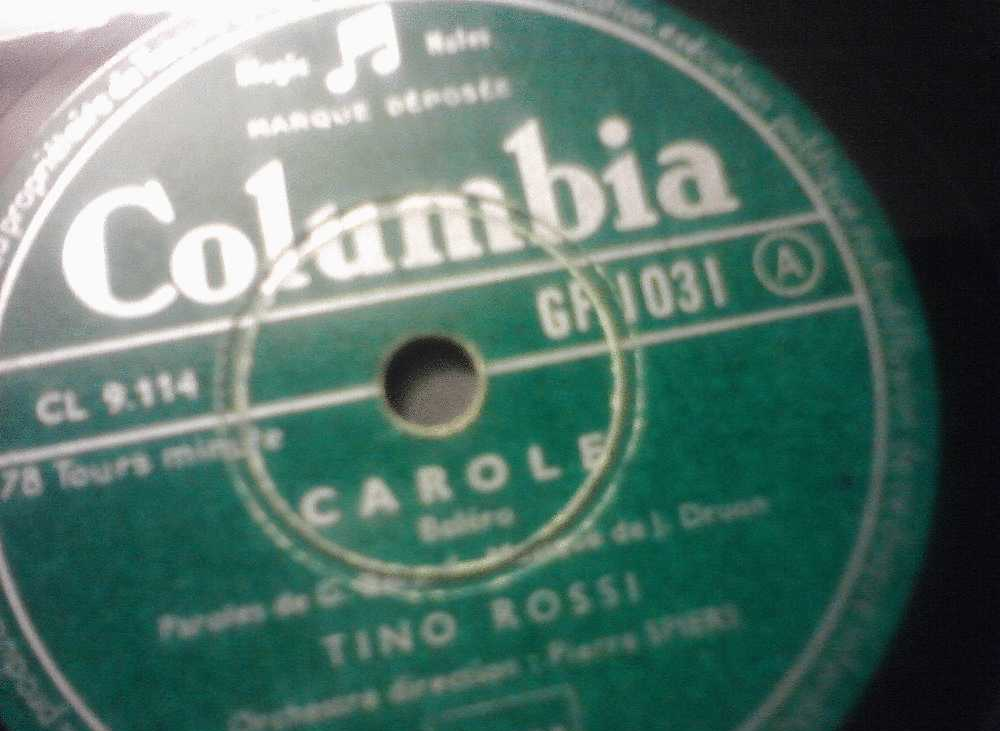 DISQUE GRAMOPHONE 78 TOURS /  B 742 _ TINO ROSSI _ SON COEUR EST AMOUREUX _ CAROLE - 78 Rpm - Schellackplatten