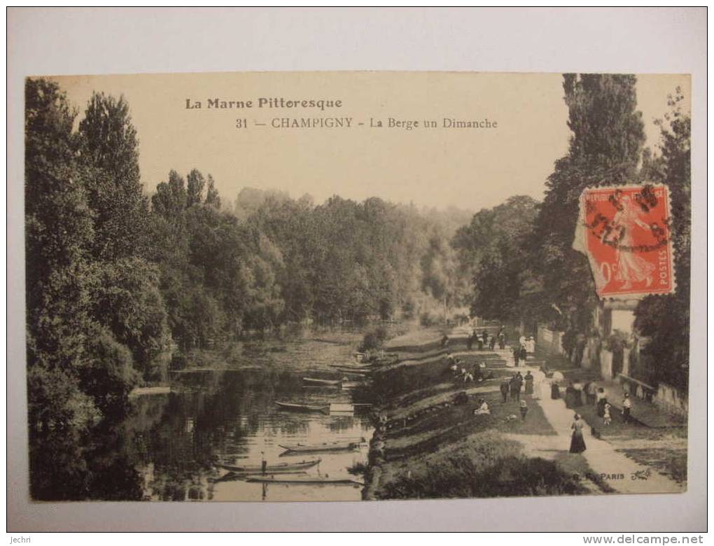 Champigny Les Berges Un Dimanche - Champigny