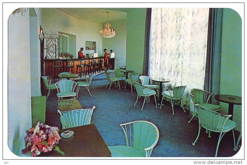 THE LOBBY BAR. CASTLE HARBOUR HOTEL. TUCKER'S TOWN. BERMUDA. - Bermuda