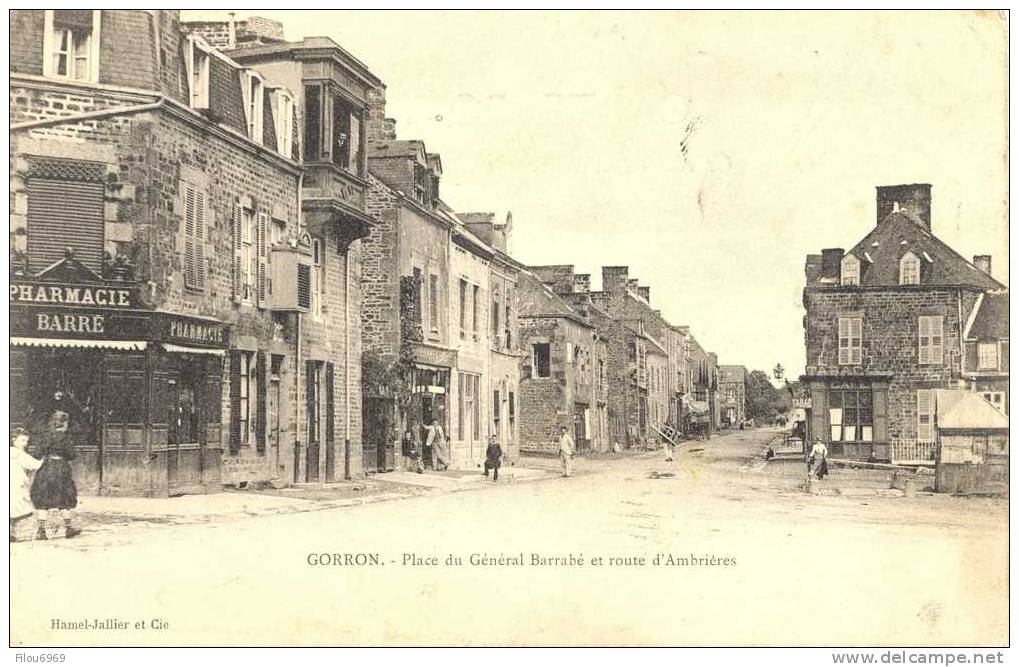 PLACE DU GENERAL  BARRABE ET ROUTE D AMBRIERES  A GORRON - Gorron