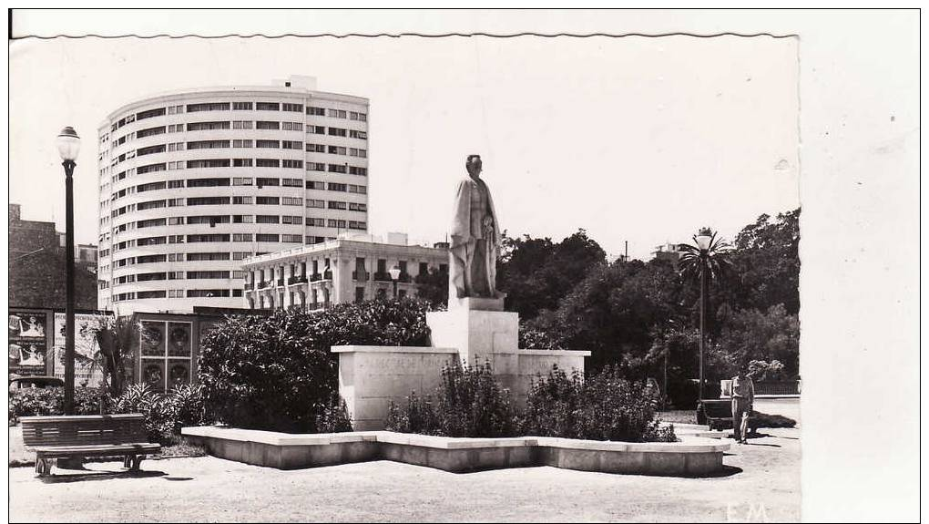 ORAN  Le Monument Du Marechal Lyautey - Oran