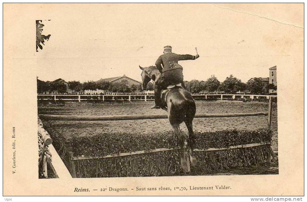 CPA - 51 - REIMS - 22e Dragons - Saut Sans Rênes - 1m70, Lieutenant Valder - Petite Pliure Coin Droit  -  324 - Reims