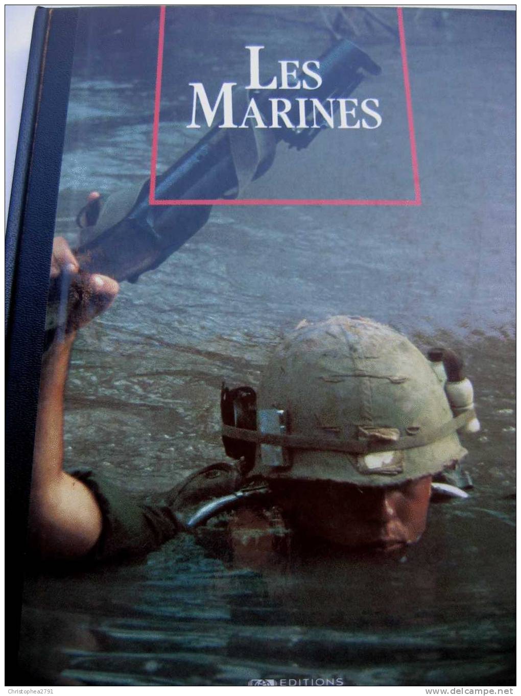 Ancien Livre Relié Sur Les Marines  Illustrations  128 Pages   Format Luxe   29cm X 22cm - Français